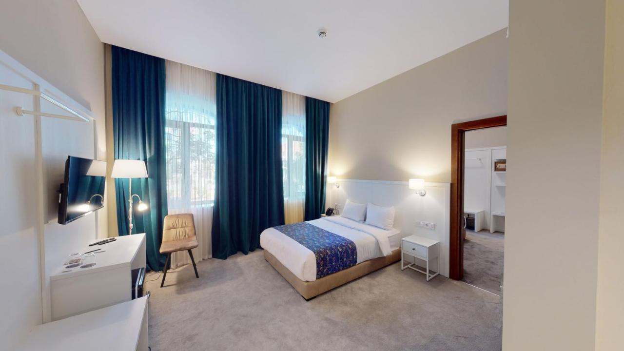 Epigraph Design Kosher Hotel Tiflis Dış mekan fotoğraf
